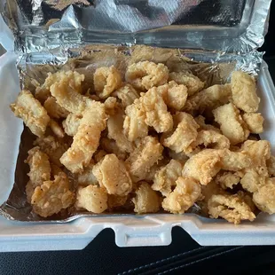 Calamari without any sauce as advertised??