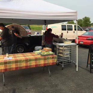 Great for grad parties, weddings, special events!