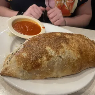 Lunch Stromboli