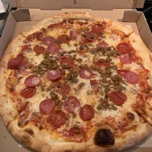 Large Meat Lovers Pie