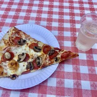 Was heated up hot and has crunchy crust for that combo and I just got water. Fast and on the go perfect!