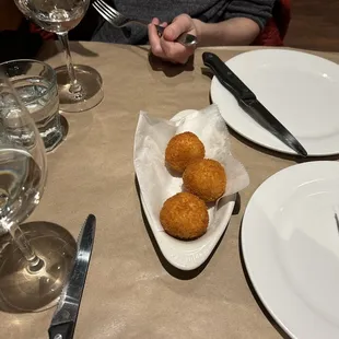Fried rice balls