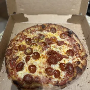 New Yorker - (Small 12" - 6 Slices)