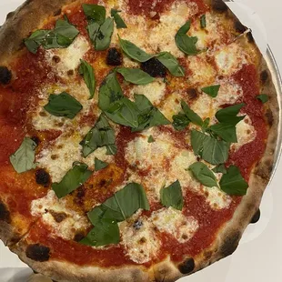 Pizza margherita &amp; a PBR