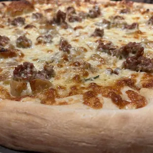 a close up of a pizza