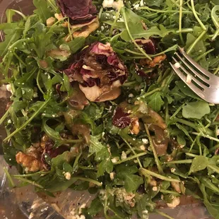 Arugula and radicchio salad missing dates and very little walnuts and cheese. :(