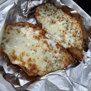 Garlic cheese bread