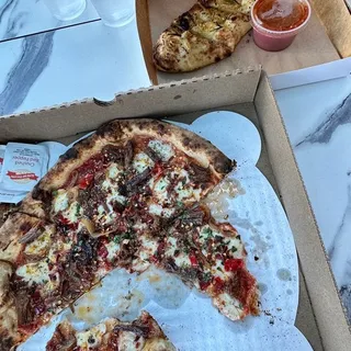 BRISKET PIZZA