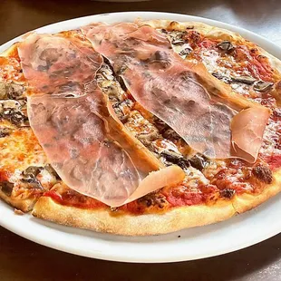Prosciutto Funghi