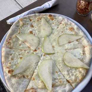 Pera Gorgonzola Pizza