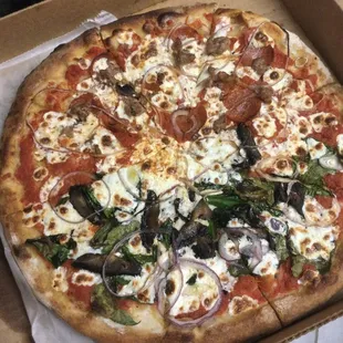 Half and half toppings - pepperoni, spinach/mushroom