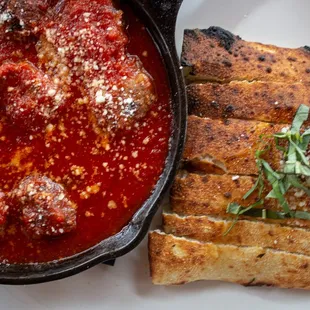 Mia Mamma's Meatballs and Domenica Side Salad.