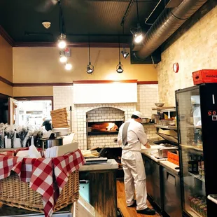 Nice decor. Great service!