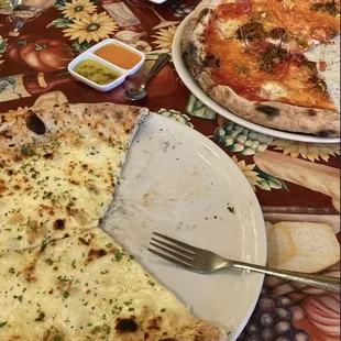 Cinque Formaggi Pizza