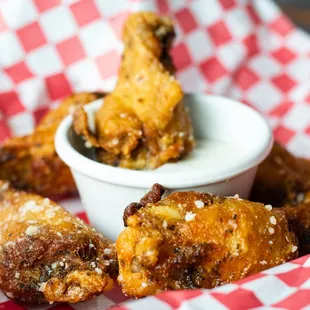 chicken, fried chicken wings, poultry, fried chicken, food, chicken wings, bbq wings, chicken wings and fried chicken, bbq chicken