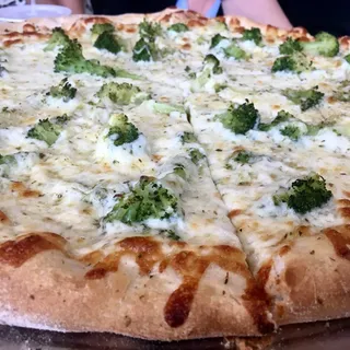 White Broccoli Pizza