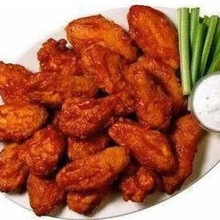 chicken wings and celery
