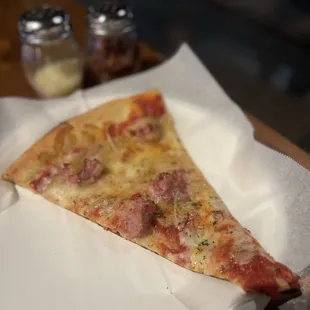 food, pizza