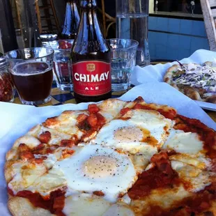 Fried egg especial and a chimay red.