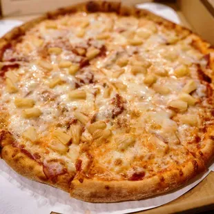 Hawaiian Pizza