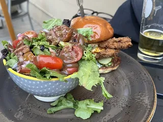 Menotomy Grill & Tavern