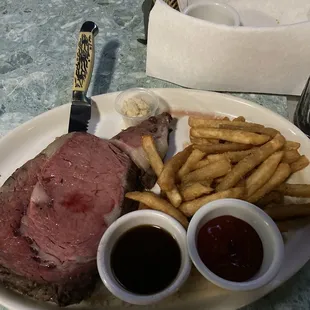 PJ Skidoos Prime Rib!