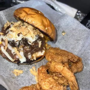 Pulled Oxtail Sandwich Fried Shrimp (5ea)