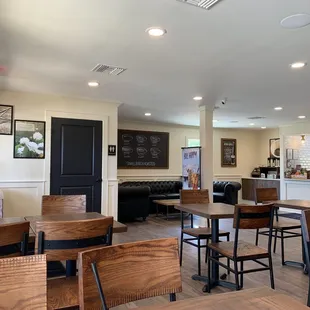 tables and chairs in a coffee shop