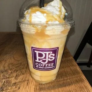 drink, dessert