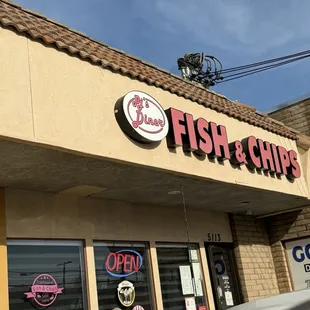 5113 Folsom, Sacramento