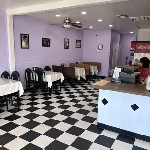 sushi and sashimi, interior