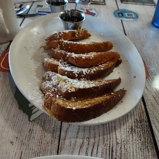 An order of delicious french toast.