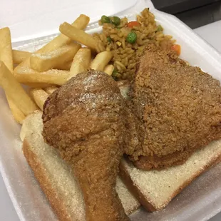 food, chicken wings and fried chicken