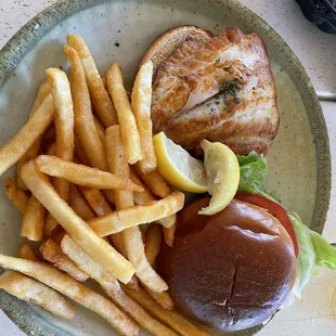 Grilled Grouper Sandwich