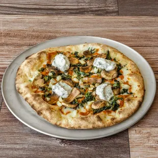 Spinach, Roasted Garlic, Mushrooms, Herbed Ricotta