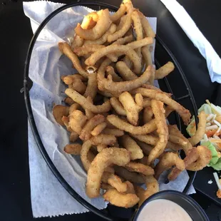 The onion rings (straws) good flavor