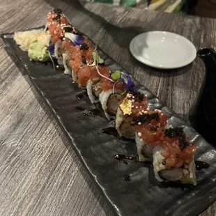 Golder Guard Sushi Roll