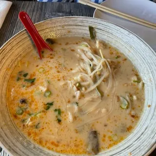Thai Chicken Coconut Noodles