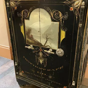 Large safe- beautiful painting. Manufactured in Detroit Michigan 1878.