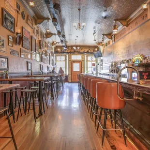 the bar and dining area