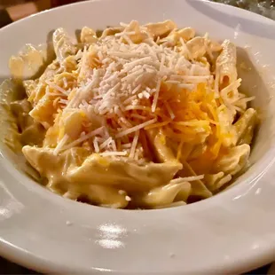 Mac and Cheese (kid sized)