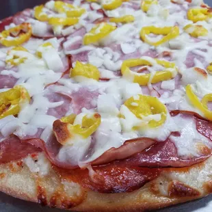 Italian Pizza with onions and banana peppers