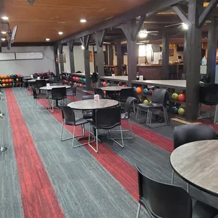 sushi and sashimi, interior