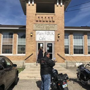 Front View of Plain Folk