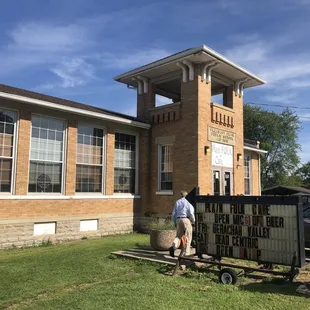 Side View of Plain Folk