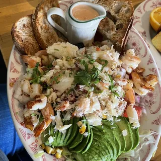 Salad Grande with Dungeness Crab Meat