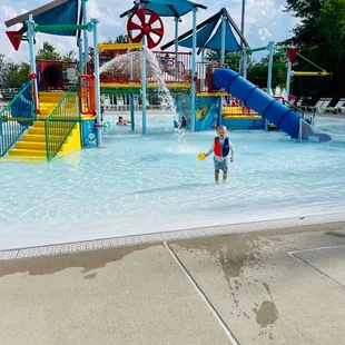 The kids area. Rest period every hour at ten til until the top of the hour.