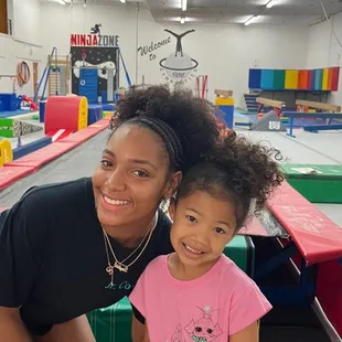 Daughters first time here with a sub coach, we did the $10 trial to let her try it out. She loved it