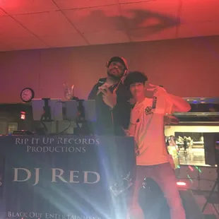 DJ RED