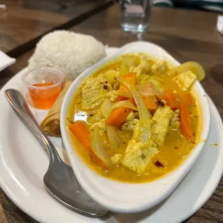 Yellow Curry Lunch Special